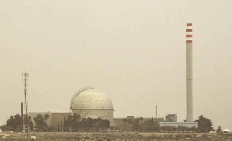 Israel confirma ataque iraní contra ciudad que alberga una de sus instalaciones nucleares