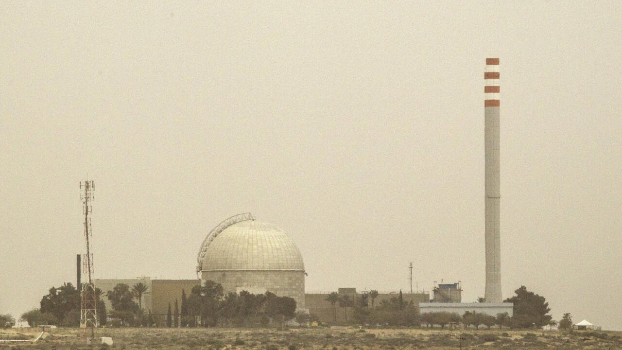 Israel confirma ataque iraní contra ciudad que alberga una de sus instalaciones nucleares