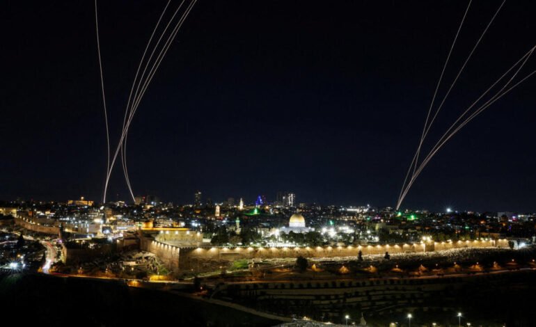 Israel intercepta misiles iraníes sobre Jerusalén; Netanyahu dice que su ofensiva contra Irán «no ha terminado»