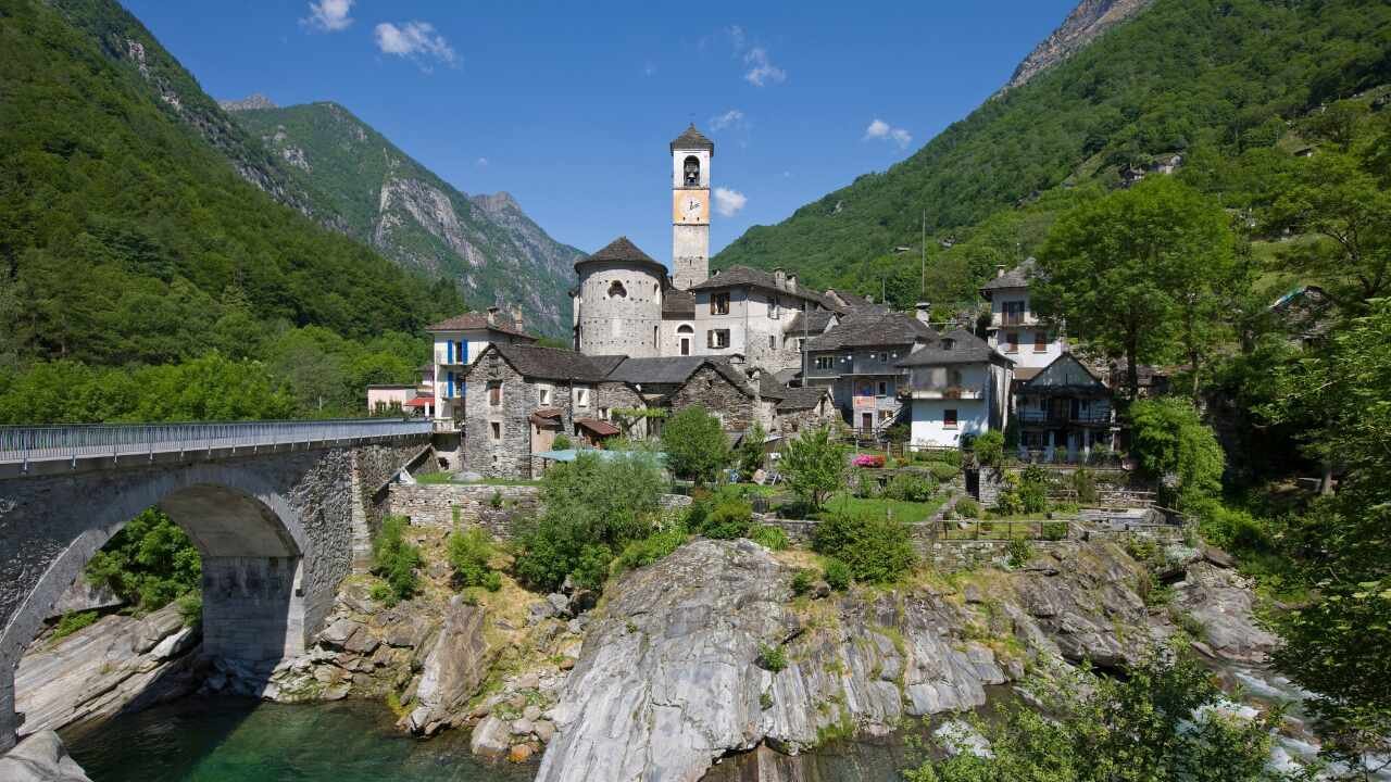 Italia ofrece hasta 100.000 euros a quienes quieran mudarse a pueblos de montaña