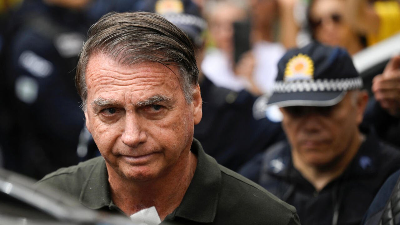 Jair Bolsonaro se encuentra “estable” pero en la UCI y sin previsión de alta médica