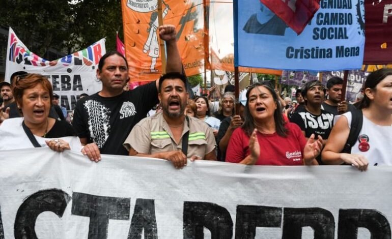 La reforma laboral de Javier Milei ya enfrenta su primer desafío en tribunales