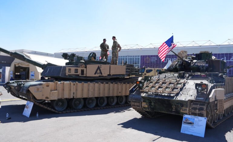 Las exportaciones mundiales de armas se disparan impulsadas por la demanda europea: Sipri