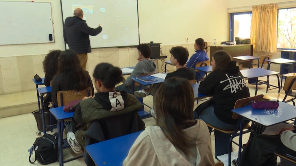Líbano, escuelas bajo las bombas: ‘En clase todos tenemos miedo’