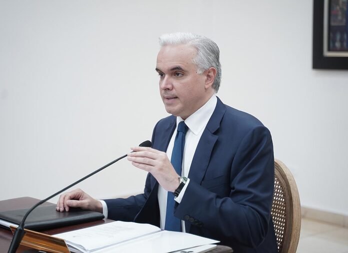 Luis Miguel De Camps impulsa Estrategia Nacional de Educación Digital para modernizar el sistema educativo