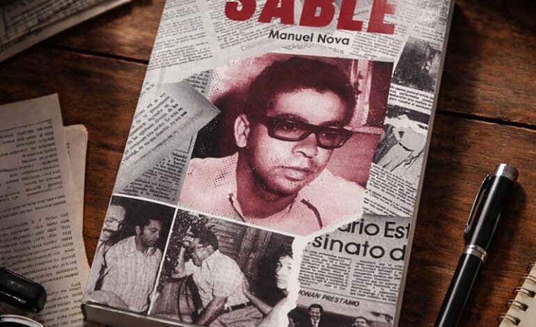 Manuel Nova presenta libro asesinato de Orlando Martínez