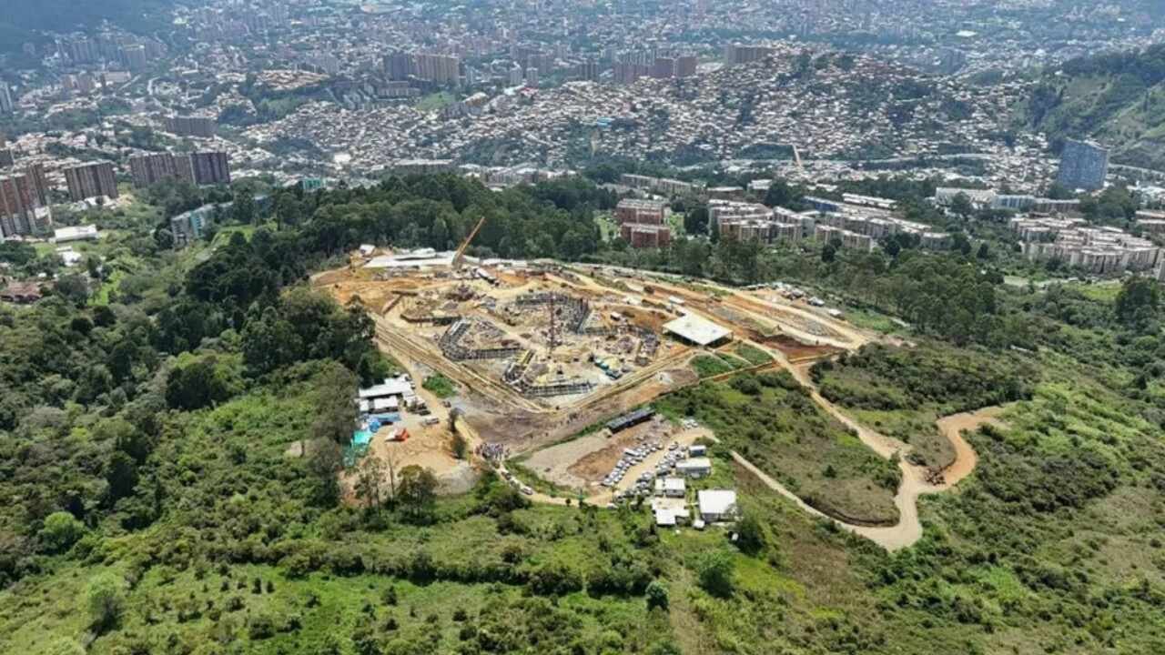 Medellín construirá megacárcel inspirada en el modelo de Bukele