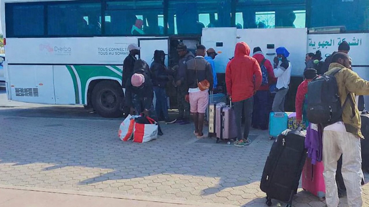 Migrantes en Túnez, presionados para regresar «voluntariamente»