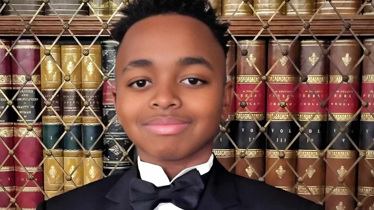 Niño con autismo de 6 años se convierte en la persona más joven en entrar en Oxford