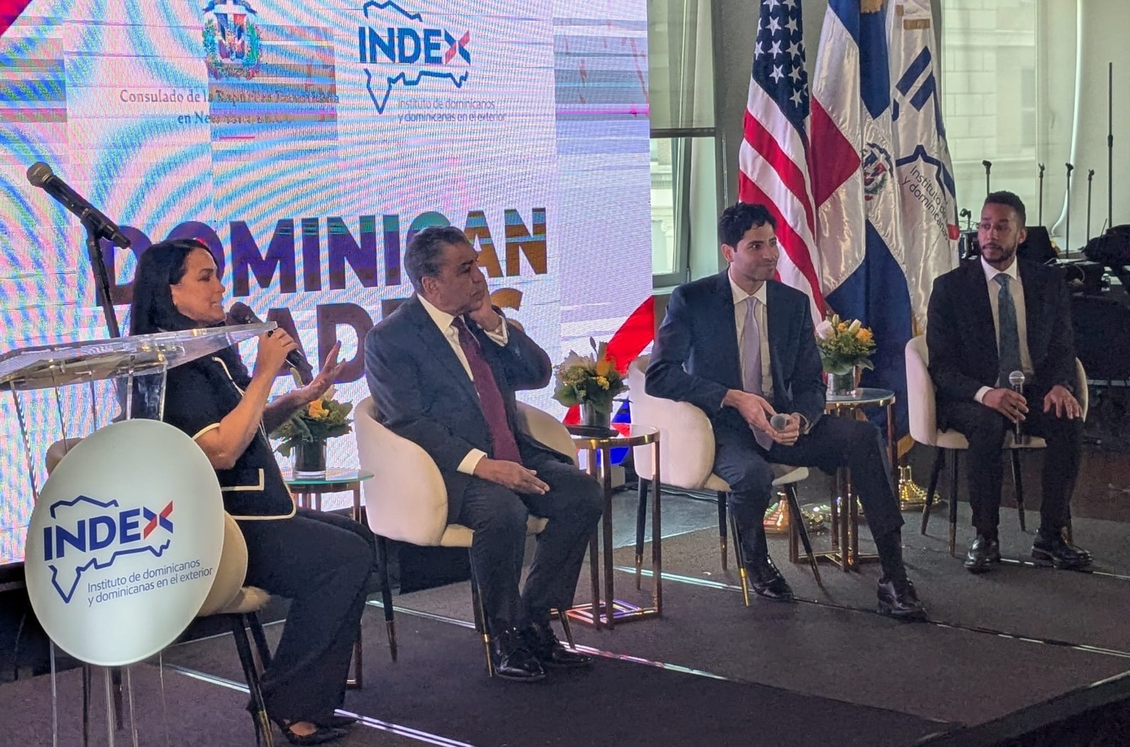 NY: INDEX y Consulado realizan Foro de Líderes Dominicanos
