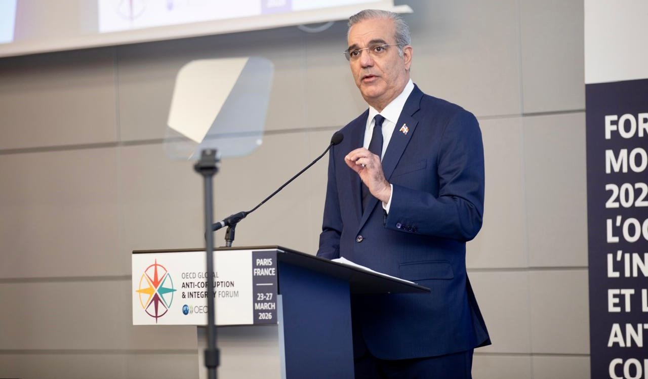 PARIS: Abinader dice integridad es eje fundamental su gobierno