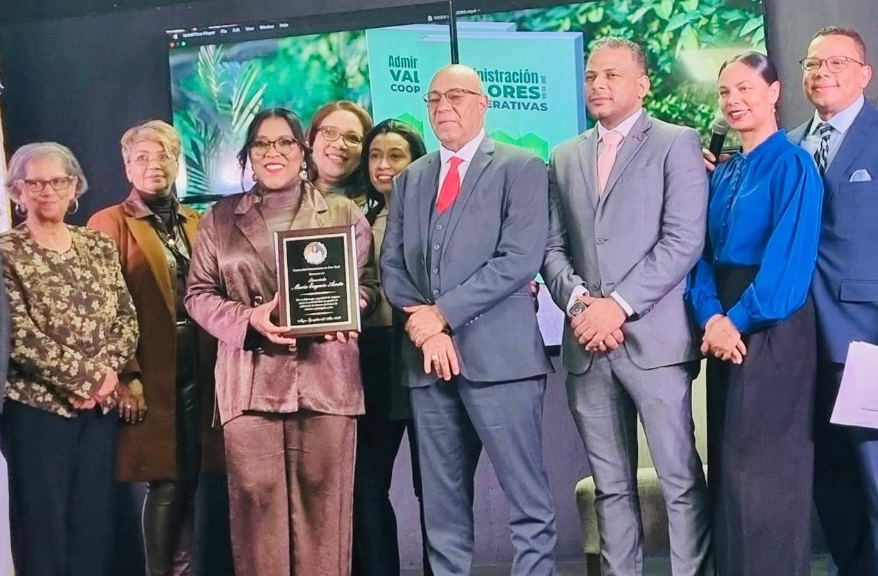 Presentan en NY un libro sobre administración de cooperativas