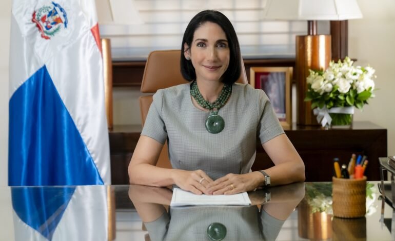 Primera dama RD participará en encuentro sobre futuro digital de la niñez