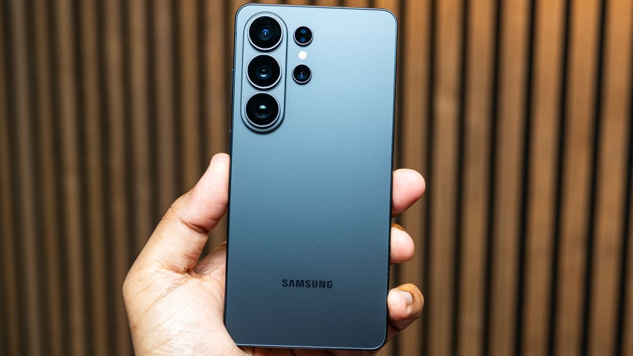 Probamos el Samsung Galaxy S26 Ultra y su pantalla para prevenir miradas indiscretas