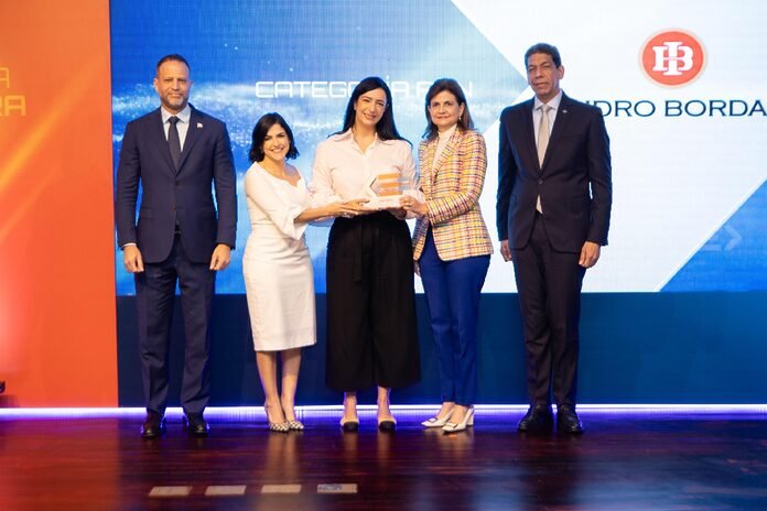 ProDominicana celebra Vanguardia Exportadora reconociendo empresas que impulsan la presencia dominicana en mercados internacionales