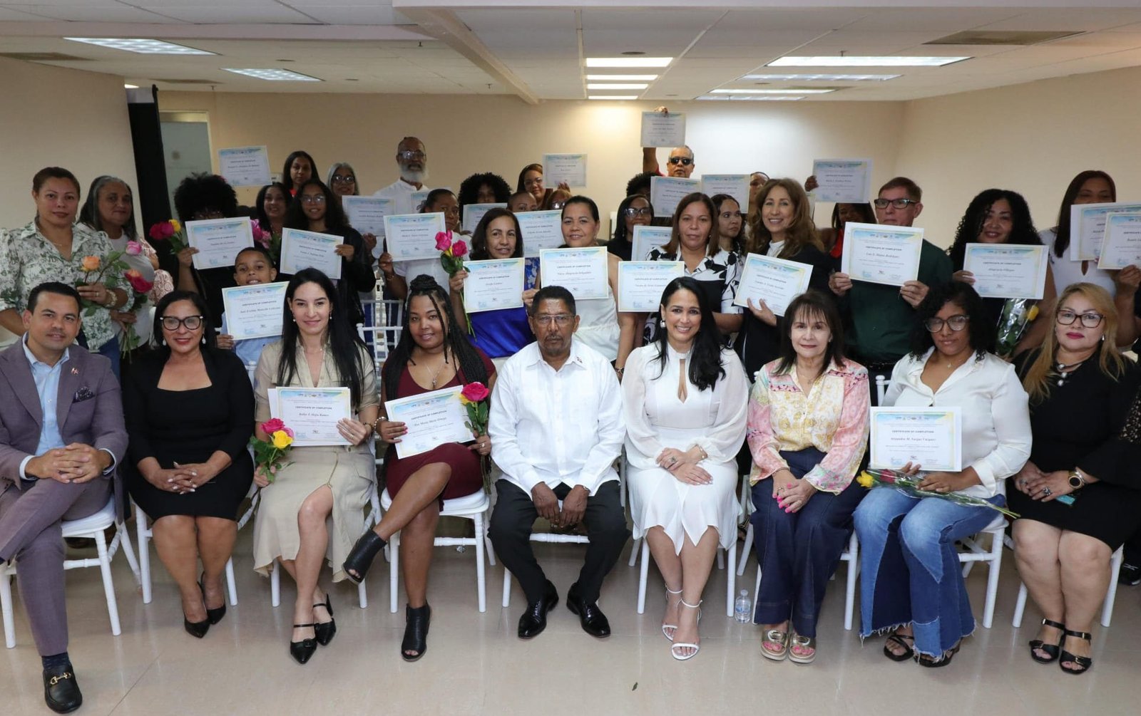 PUERTO RICO: INDEX reconoce grupo graduados de geriatría