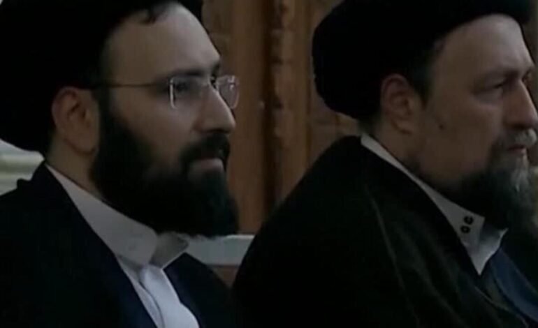 ¿Quiénes son los dos favoritos para asumir el cargo de ayatolá de Irán?