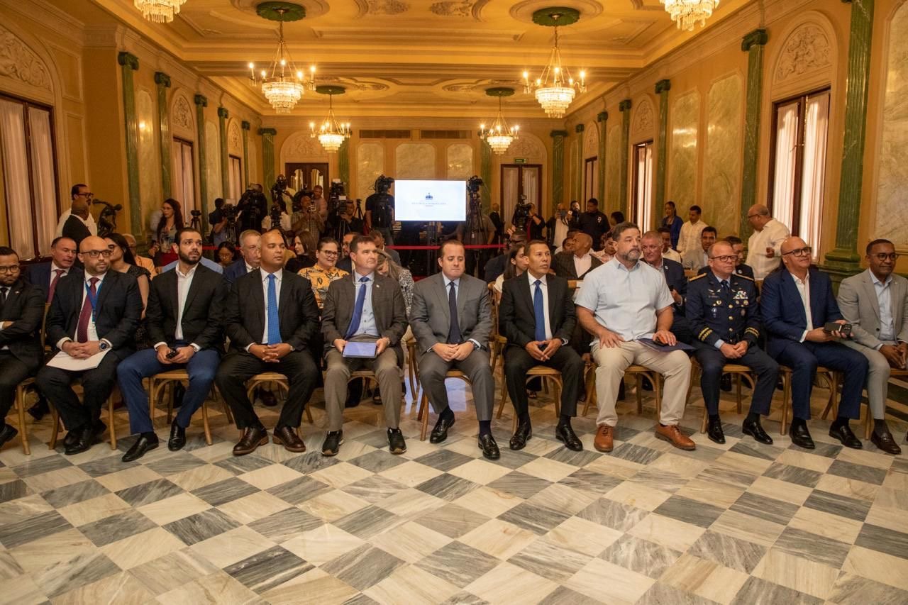 RD anuncia un “puerto espacial”con inversión de US$600 mm