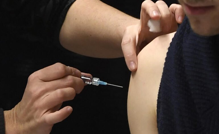 Reino Unido: dos muertos en medio de un brote de meningitis “sin precedentes”