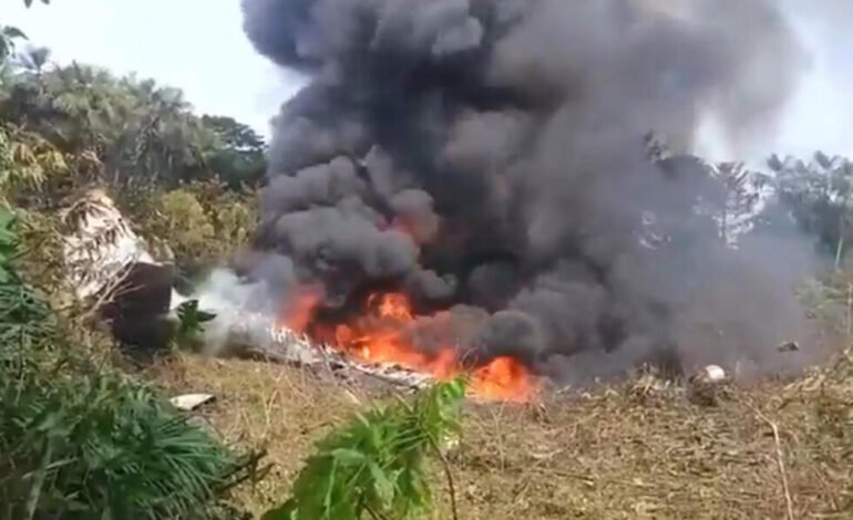 Sube a 66 cifra de muertos tras accidente de avión militar en Colombia: esto es lo que sabemos