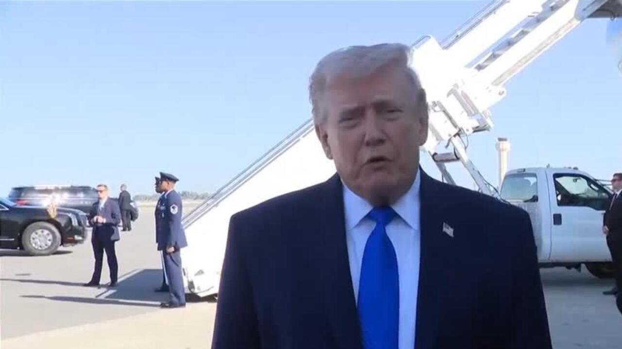 Trump asegura que mantiene «conversaciones productivas» con Irán, agencias en Teherán lo niegan