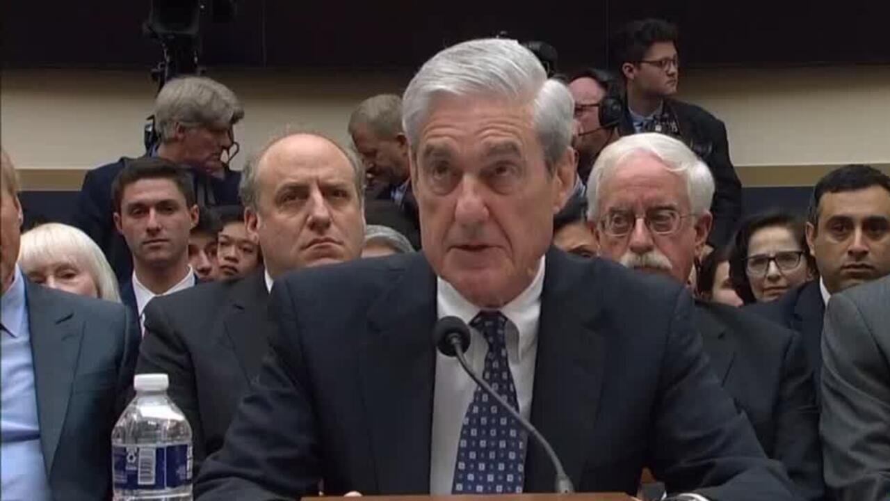 Trump celebra muerte de Robert Mueller, exdirector del FBI