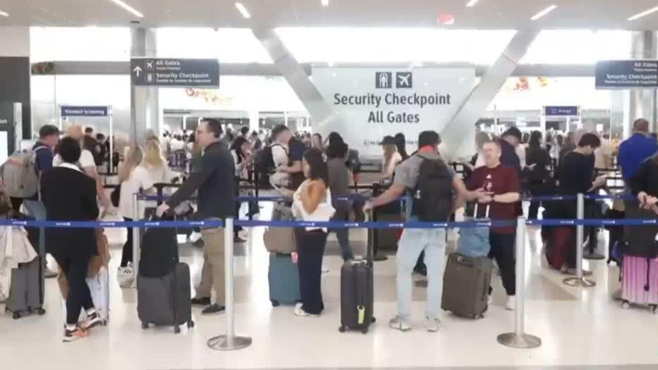 Trump firmará orden ejecutiva para pagar a agentes de seguridad aeroportuaria