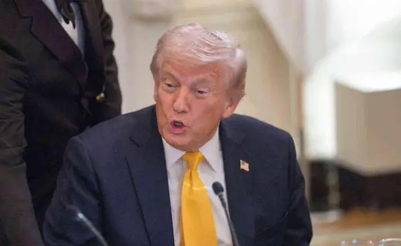 Trump llama ‘cobarde’ a OTAN por no apoyar maniobra Ormuz