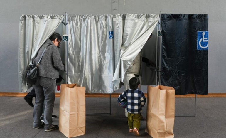 Una Francia inclinada a los extremos define 1.500 cargos en segunda vuelta de elecciones municipales