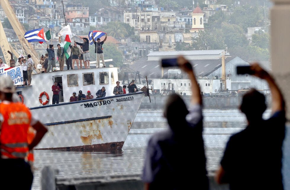 “Una gota en un océano de necesidades”: llega a Cuba primer barco con ayuda humanitaria ante bloqueo petrolero