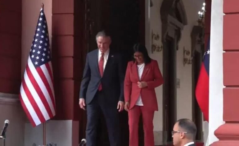 Venezuela busa facilitar inversiones para el sector minero