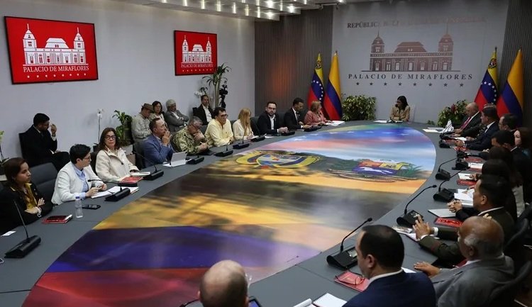 Venezuela comienza a exportar gas butano hacia Colombia