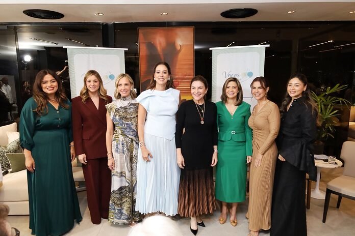 Voces que Inspiran: un panel que eleva, conecta y transforma