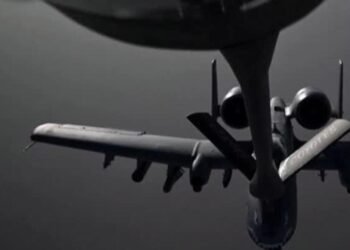 EE. UU. e Irán buscan piloto tras derribo de aviones estadounidenses