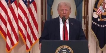 Guerra en Irán: ¿qué piensan los estadounidenses e iraníes de las decisiones de Trump?