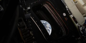 La NASA publica las primeras fotos de la Tierra tomadas por la misión Artemis II rumbo a la Luna