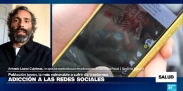 ¿Qué señales indican que alguien es adicto a las redes sociales?