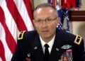Secretario de Guerra de EE. UU., Pete Hegseth, destituye al general Randy George