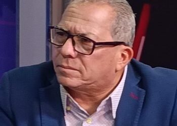 Tres crisis rodean al Presidente Abinader (OPINION)