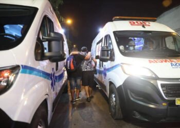 Un muerto y decenas de heridos en estadio de Alianza Lima antes del clásico peruano