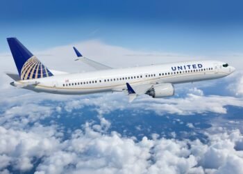 United sube tarifas de equipaje